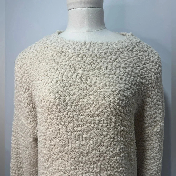 Debut Sweater sz Medium cozy EUC - Picture 2 of 11